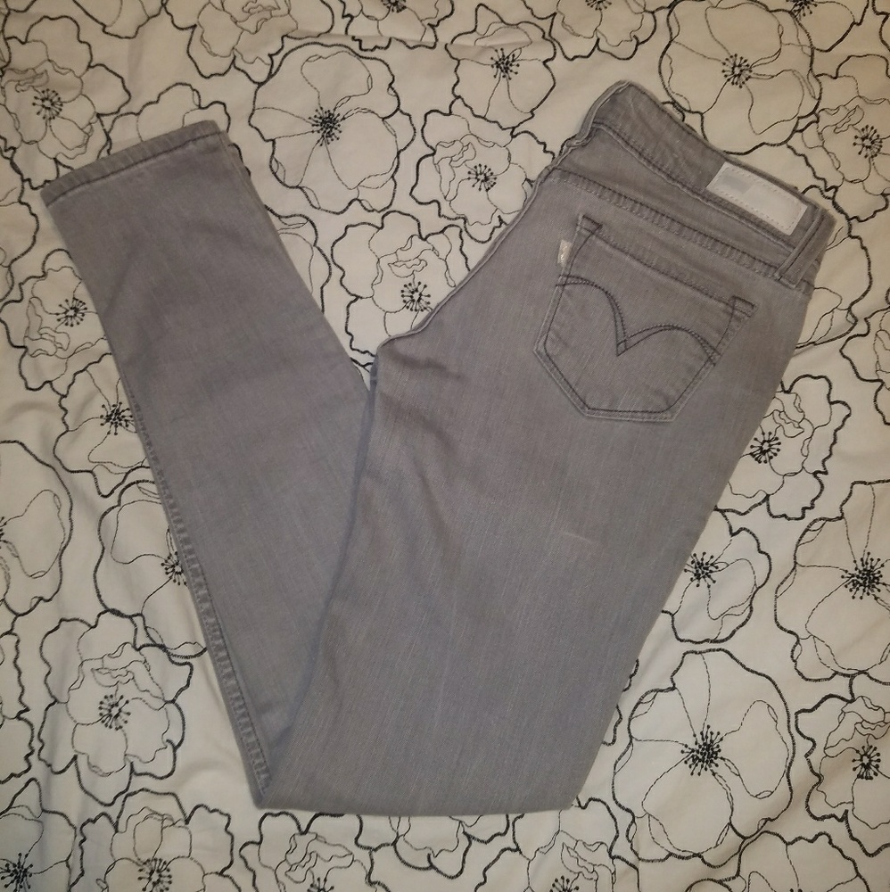 Grey Skinny Levi's Jeans